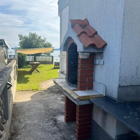 The Penthouse Apartmán Bibinje