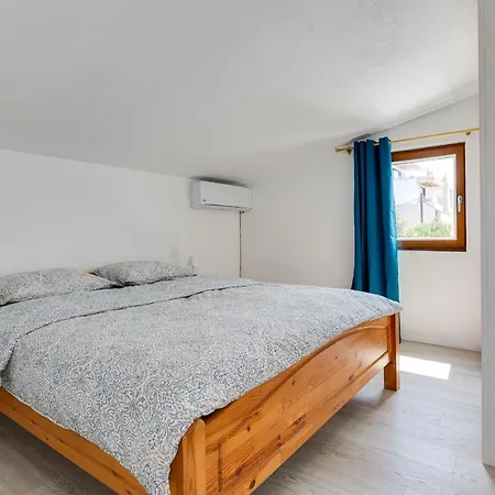 Apartman The Penthouse Bibinje
