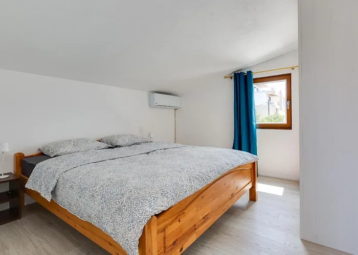 Apartamento The Penthouse Bibinje